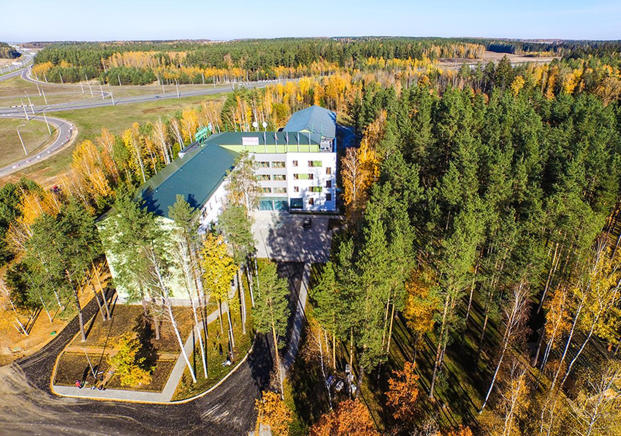 Green Park Hotel Airport Minsk Silichi Exterior photo