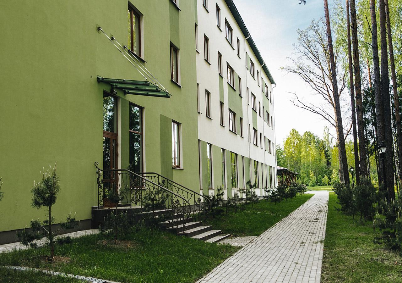 Green Park Hotel Airport Minsk Silichi Exterior photo